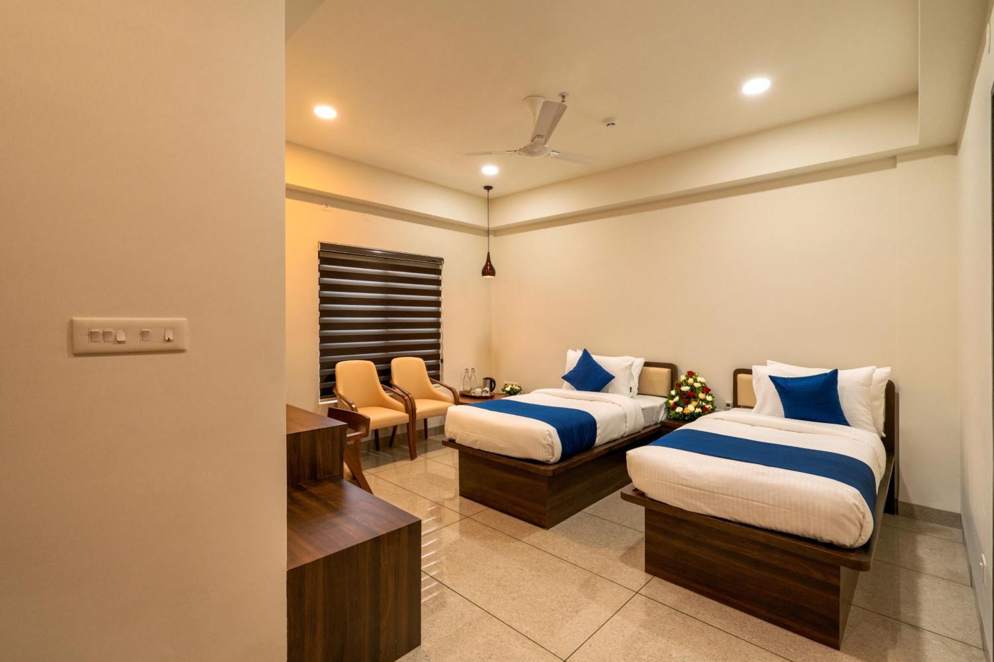 Kumbanad Heritage Hotel Vennikulam Exteriér fotografie
