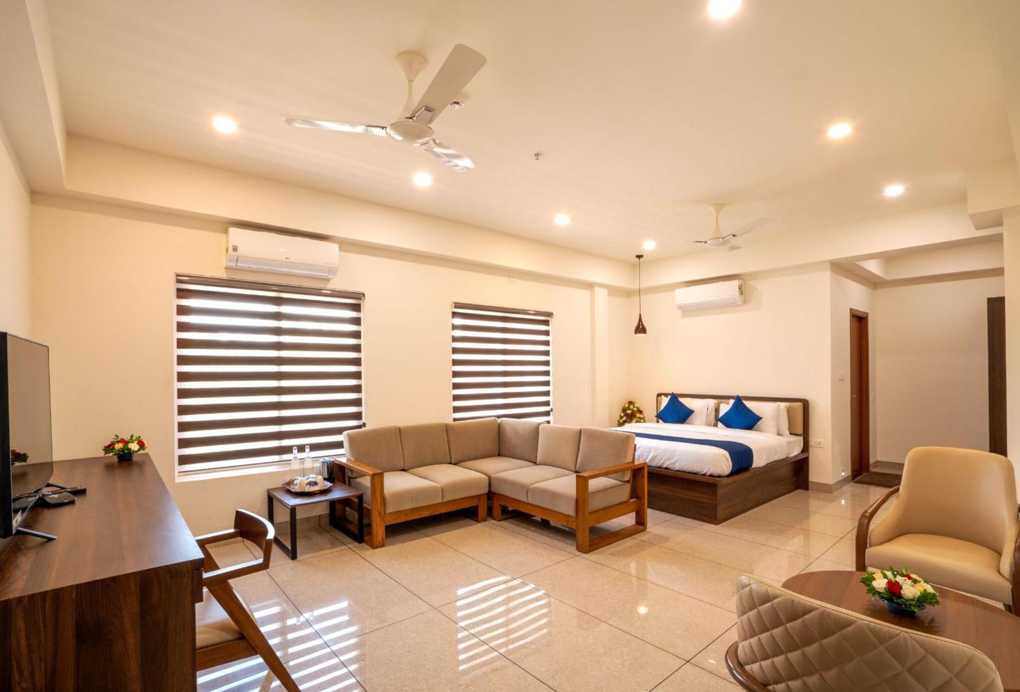 Kumbanad Heritage Hotel Vennikulam Exteriér fotografie